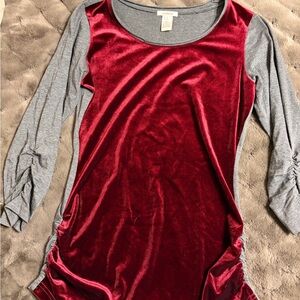 Sundance burgundy Velvet and Gray Long Sleeve Top